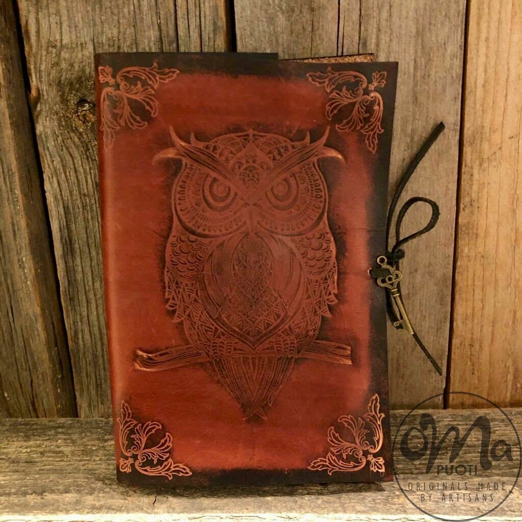 Nahkakantinen muistikirja Malli: Pöllö