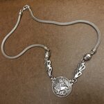 Kalevala Koru, Aurinkoleijona necklace, plata