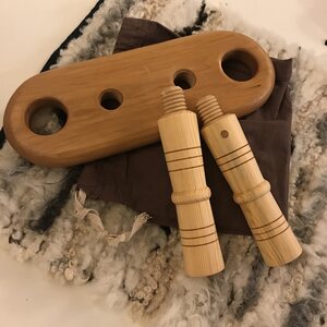 Meditaatiojakkara, kahdella jalalla