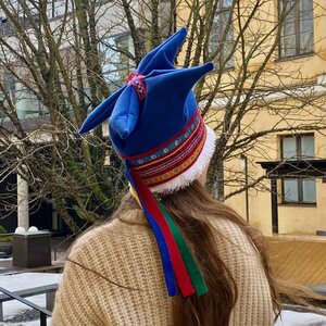 Lapland-style hat with four winds