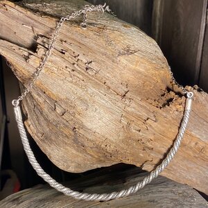 Kalevala Koru's Halikon Lampola twist-wrapped necklace, silver
