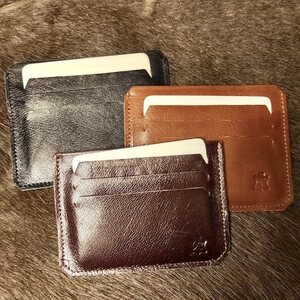 Käsintehty korttilompakko