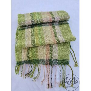 Asta Salminen Villahuivi, huhtikuu