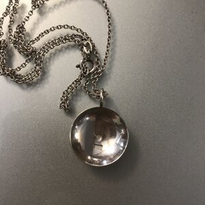 Kalevala Koru, Hannun vaakuna kaulakoru