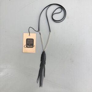 Unique Design by Maria , kaelaehe "Jenika"