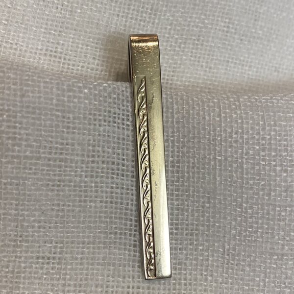 Gild tie pin from silver